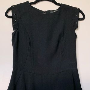 H&M black casual top with slight flare at bottom